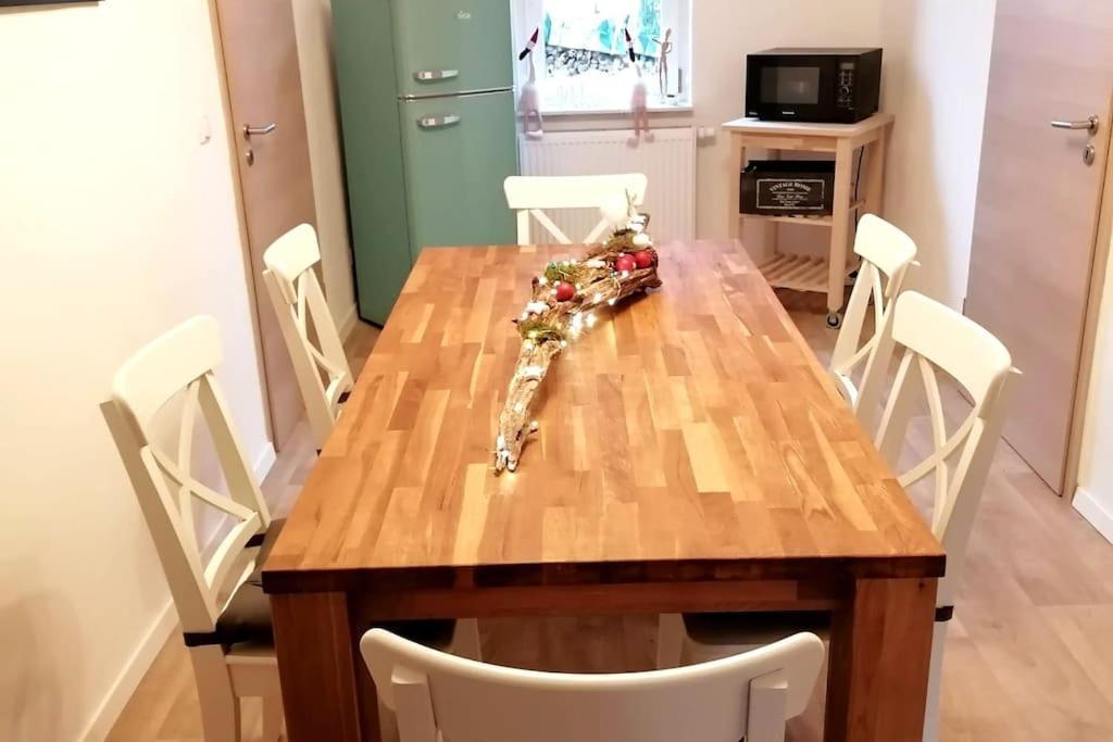 Fewo Im Lehm-Fachwerkhaus Erfurt Mit 3 Einzelnen Schlafzimmern Je Mit Tv Exterior foto